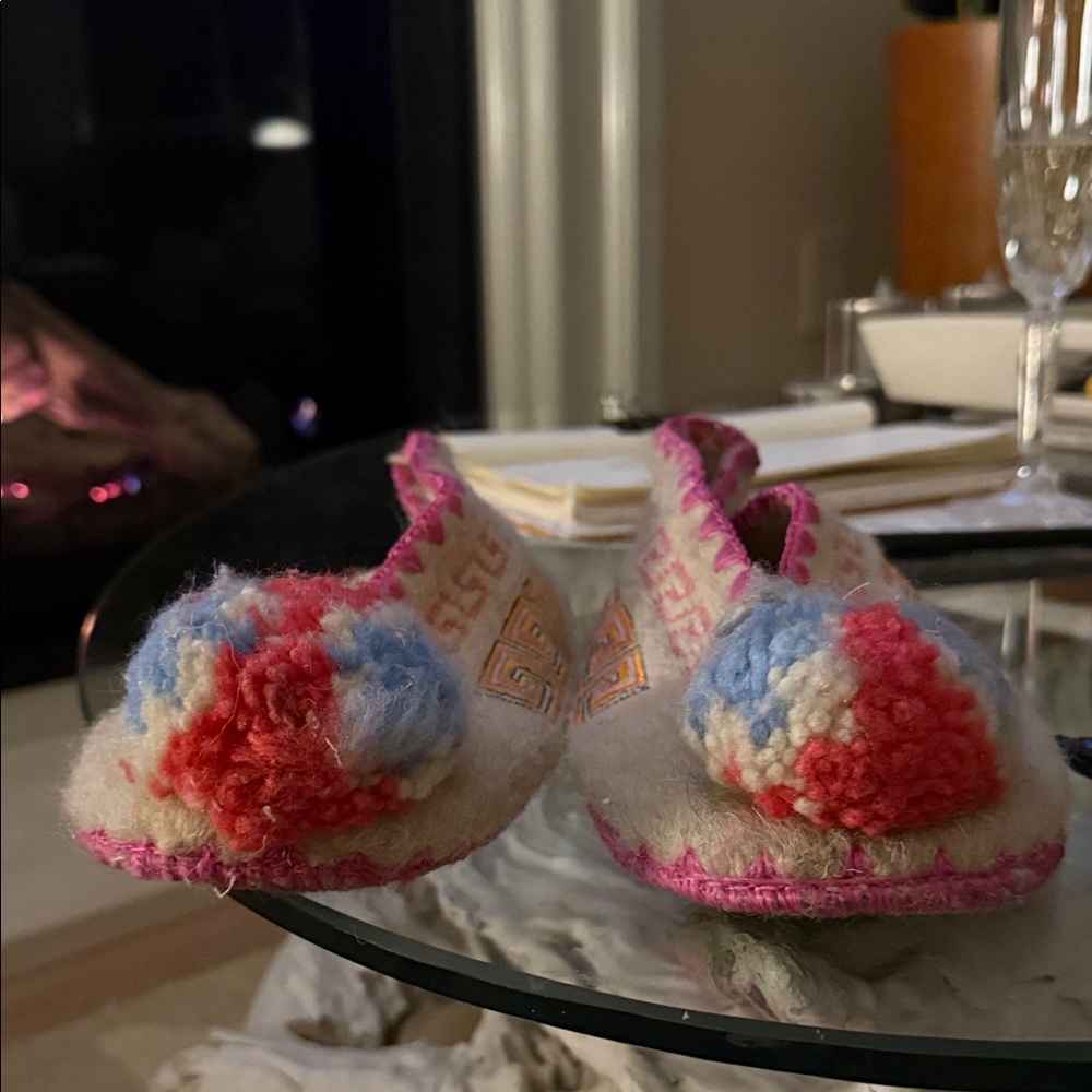 Colorful Handmade Wool Greek Slippers - Picture 3 of 4